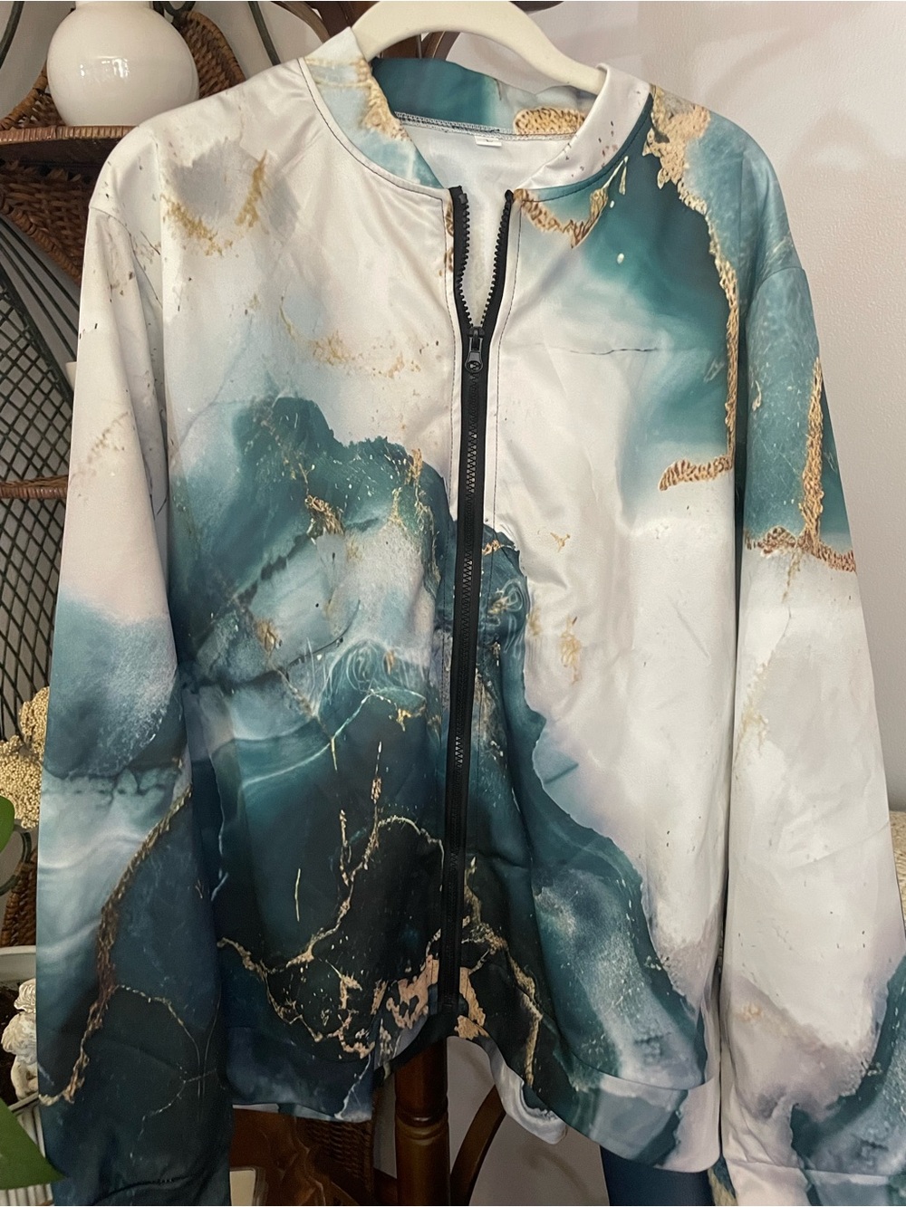 NWOT Gold swirl snake print